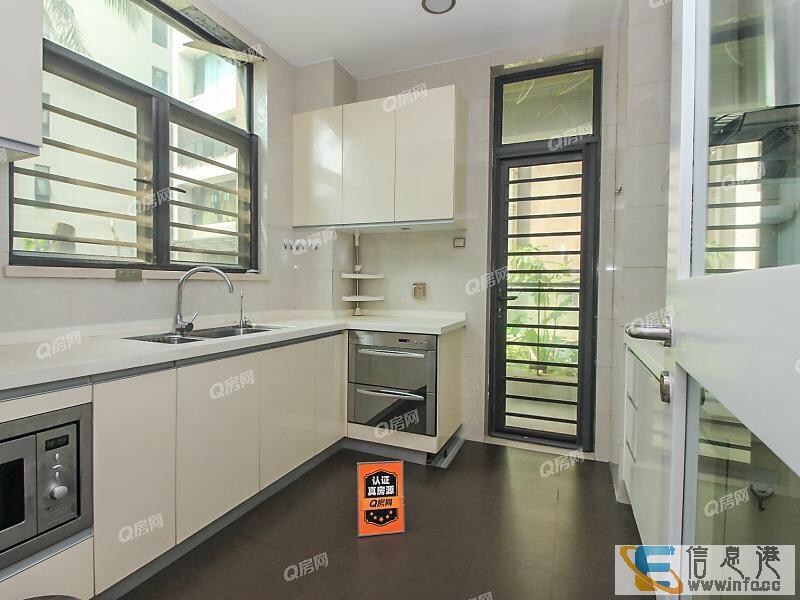 精装4房,一楼大露台,户型方正实用,210平米 600万 华