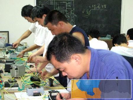 安顺专业电焊工培训电话-电焊工培训中心