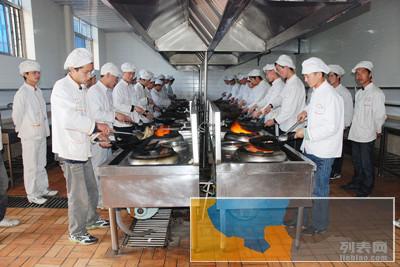 沧州厨师烹饪学校餐饮技校 河北学厨师家常菜哪里好