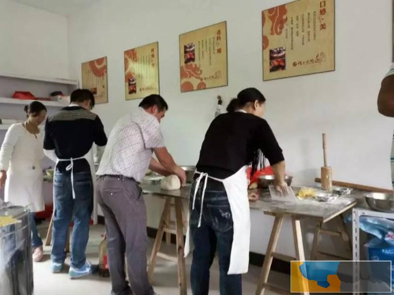 缙云烧饼馅料有哪些，赵师傅缙云烧饼培训