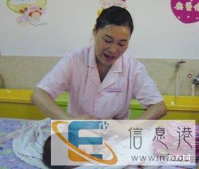 小蜜蜂家政专业保姆 月嫂 育儿嫂,可上门 网络面试,服务优质