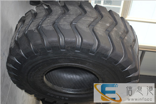 50大铲车轮胎23.5-25自卸车轮胎装载机轮胎