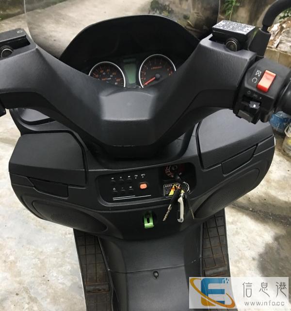 大型摩托车9成新