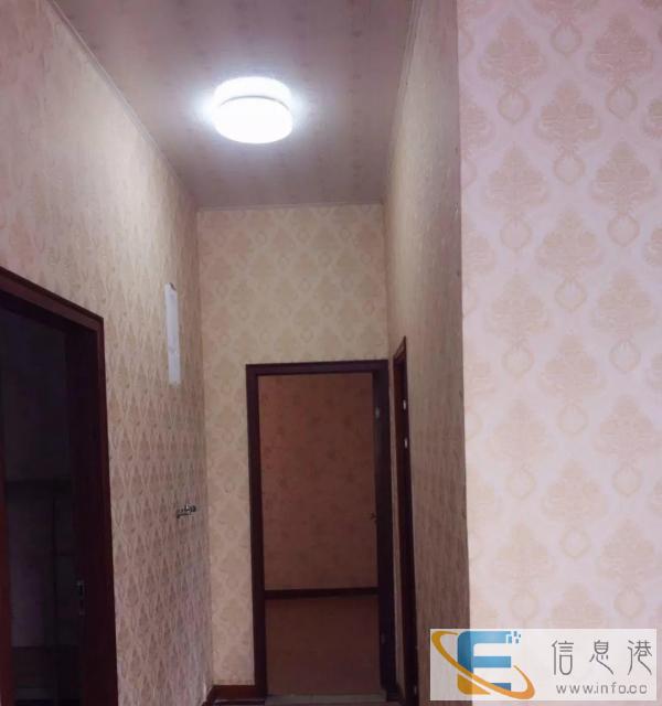 迎江区湖心南路百年家居三室中装出租，可做养生会所或办公或合租