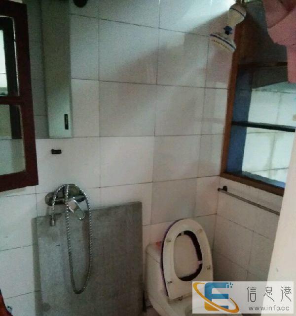 德宽路二小 壕埂街 一楼 干净