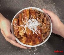 日式烧肉丼饭加盟，兀岛烧肉丼饭加盟费多少钱